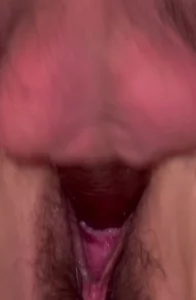 贴脸拍摄骚女美穴